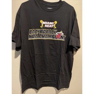 NBA Exclusive 2013 Champion Miami Heat Back to Back Champions Size XL